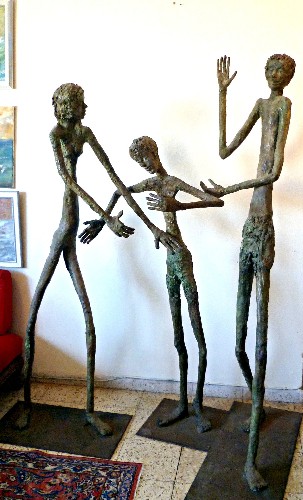 3 Figures